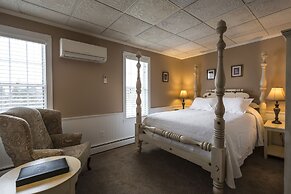 Stafford's Bay View Inn