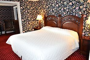 Stafford's Bay View Inn