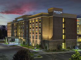 DoubleTree by Hilton Raleigh - Cary