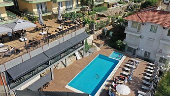 Bella Vista Suit Hotel