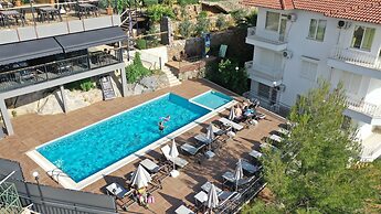 Bella Vista Suit Hotel