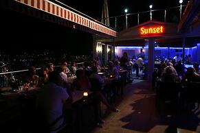 Bella Vista Suit Hotel