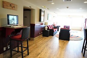 Glunz Ocean Beach Hotel & Resort