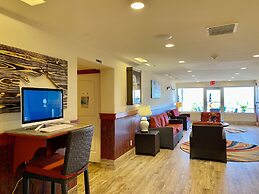 Glunz Ocean Beach Hotel & Resort