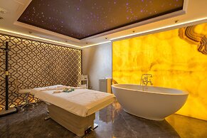 Nobil Luxury Boutique Hotel