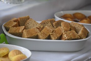 Like U Hotel Brasilia