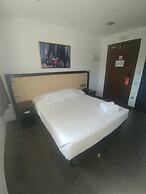 Hotel 170