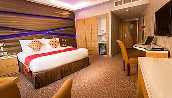 Al Safir Hotel & Tower