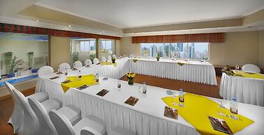 Al Safir Hotel & Tower