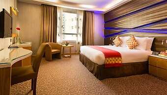 Al Safir Hotel & Tower