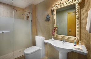 Al Safir Hotel & Tower