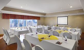 Al Safir Hotel & Tower