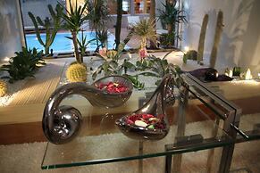 Casablanca Suites & SPA