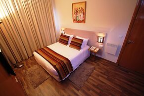 Casablanca Suites & SPA