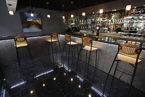 Casablanca Suites & SPA