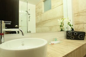 Emblem Hotel, New Friends Colony