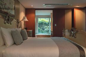 Seaes Hotel & Resort