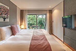 Seaes Hotel & Resort