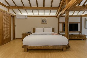 Seaes Hotel & Resort