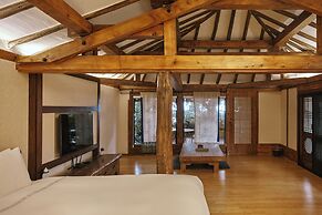Seaes Hotel & Resort