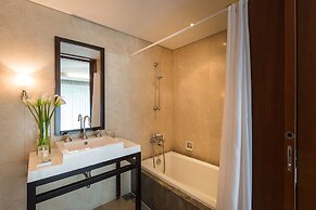 Seaes Hotel & Resort
