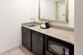 Hampton Inn & Suites Gainesville-Downtown