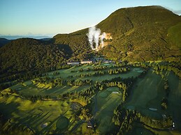 Hakone Yunohana Prince Hotel