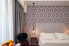 Steris Elegant Beach Hotel & Apartments