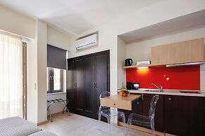 Steris Elegant Beach Hotel & Apartments