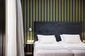 Steris Elegant Beach Hotel & Apartments