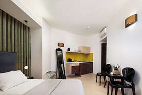 Steris Elegant Beach Hotel & Apartments