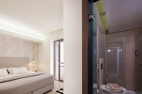 Steris Elegant Beach Hotel & Apartments