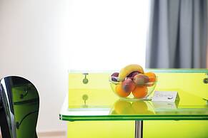 Steris Elegant Beach Hotel & Apartments