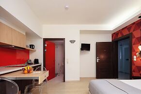 Steris Elegant Beach Hotel & Apartments