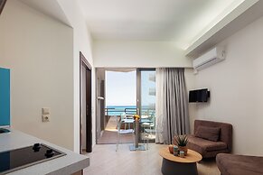 Steris Elegant Beach Hotel & Apartments