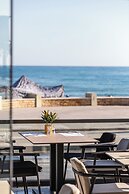 Steris Elegant Beach Hotel & Apartments