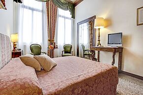 Palazzo Schiavoni Residenza d’Epoca