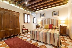 Palazzo Schiavoni Residenza d’Epoca