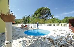 Dragan´s Den Hostel