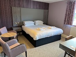 Riviera Hotel