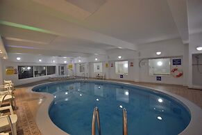 Riviera Hotel