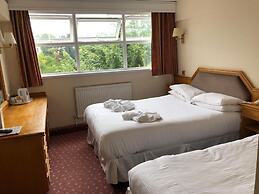 Riviera Hotel