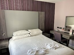 Riviera Hotel