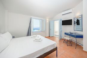 Kastro Suites