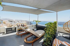 Kastro Suites