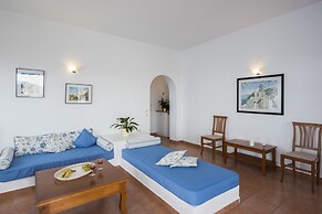 Kastro Suites