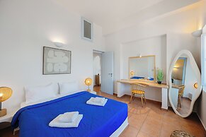 Kastro Suites
