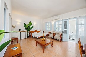Kastro Suites