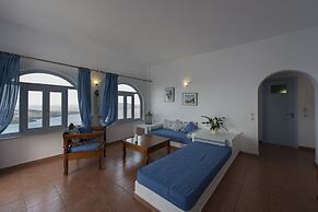 Kastro Suites