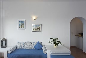 Kastro Suites